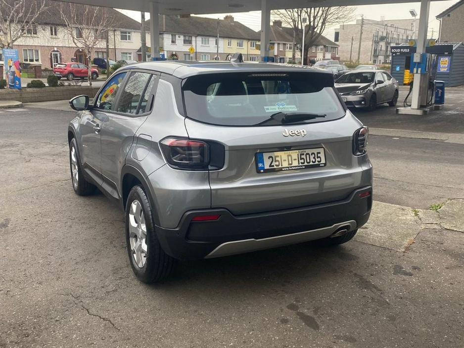 2025 Jeep Avenger 1.2 100HP Altitude €28,895