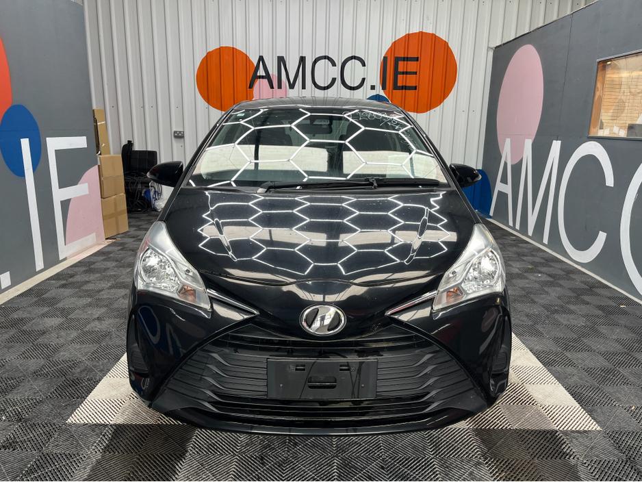 2018 Toyota Vitz - image 6