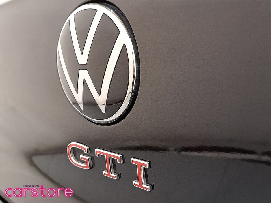 2024 Volkswagen Golf - image 24