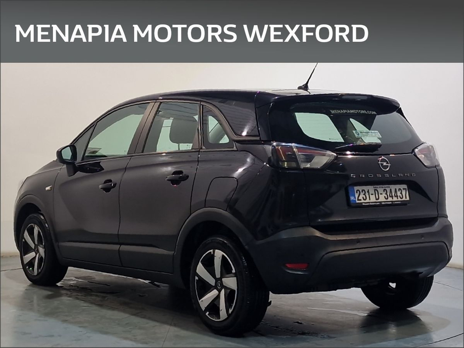 2023 Opel Crossland - image 3