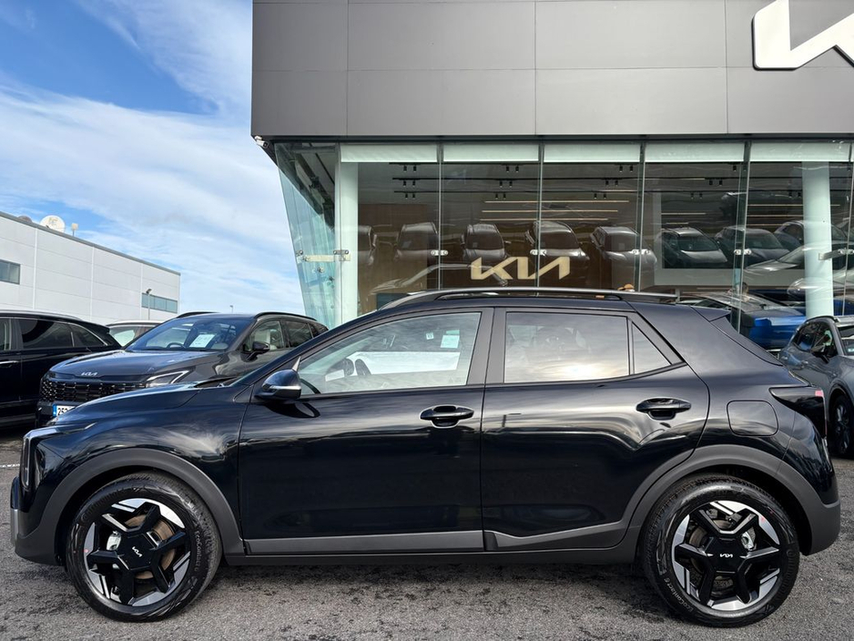 2026 Kia Stonic - image 3