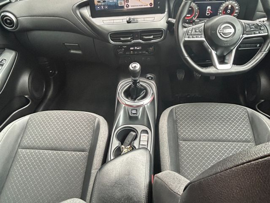 2025 Nissan Juke - image 17