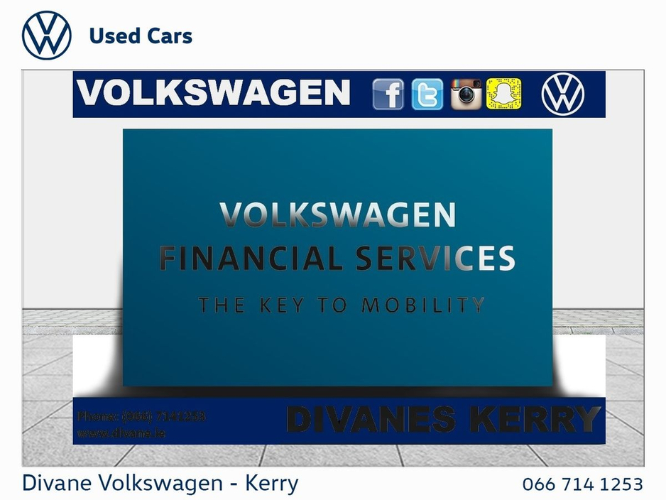 2015 Ford Fiesta - image 2