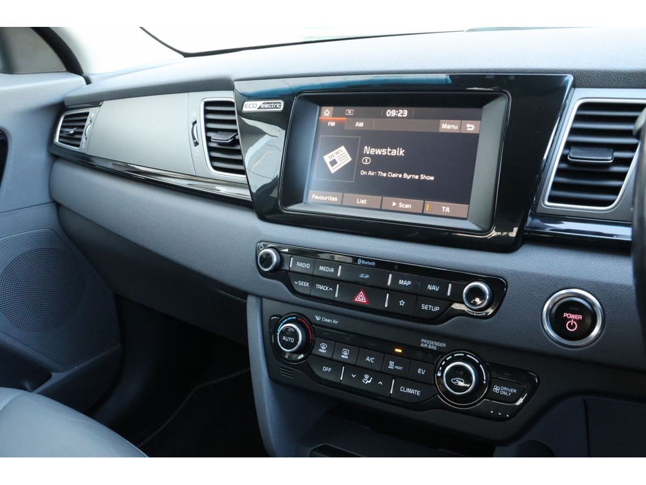 2019 Kia Niro - image 11