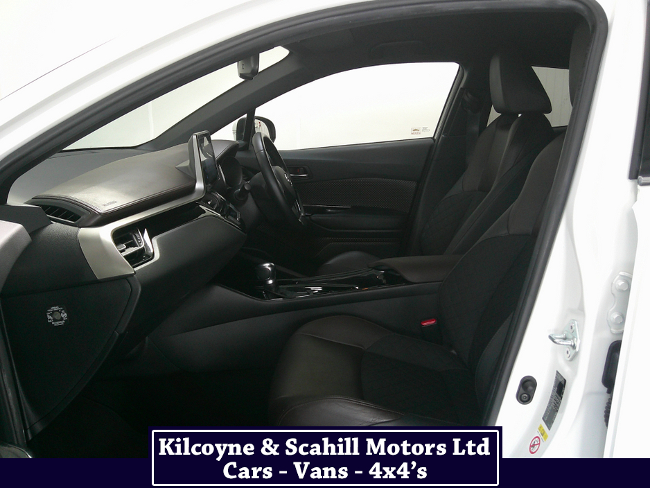 2017 Toyota C-HR - image 12