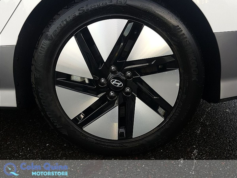 2025 Hyundai Ioniq 6 Ioniq 6 Signature 53kWH *Manufacturers Warranty Until 28-02-2030* €35,995