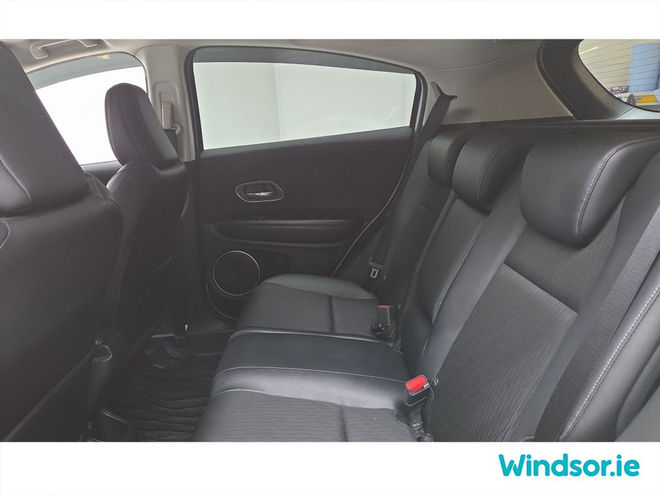 2019 Honda Vezel - image 8