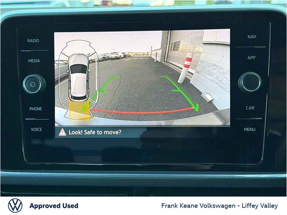 2022 Volkswagen T-Roc - image 13