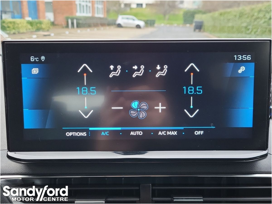 2023 Peugeot 3008 1.2 AUTOMATIC 1.2 Petrol ALLURE €31,950