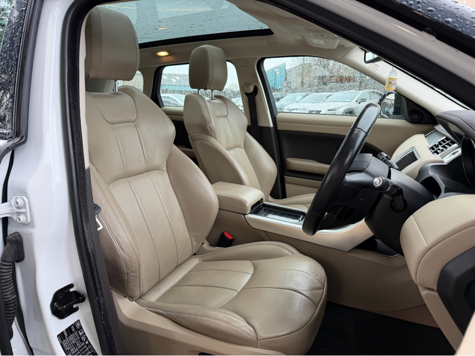 2016 Land Rover Range Rover Evoque ..PANORAMIC ROOF..BEIGE LEATHER €15,900