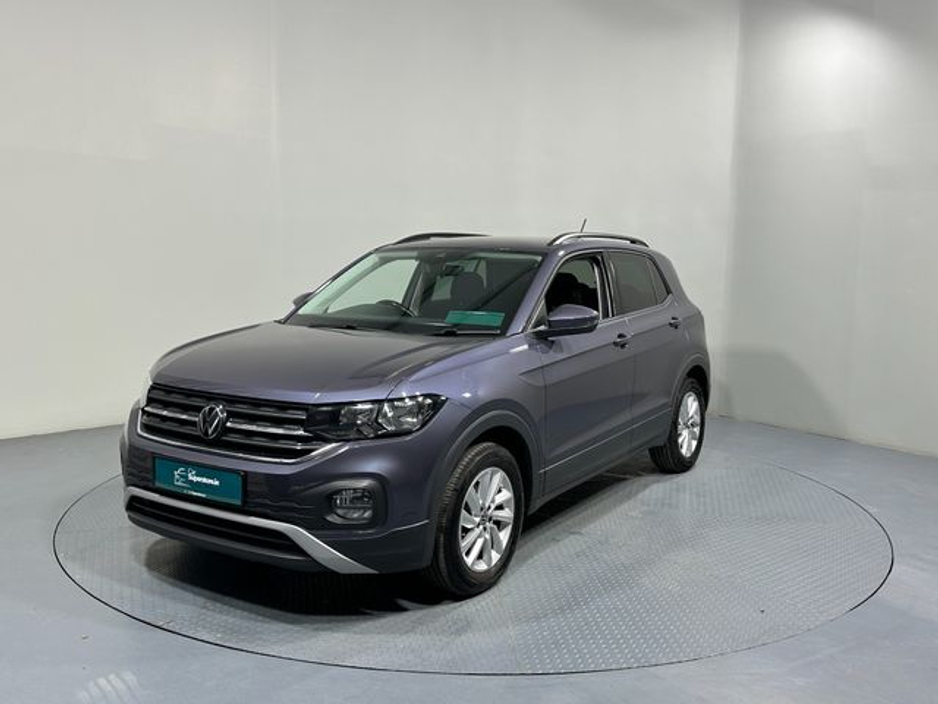 2023 Volkswagen T-Cross - image 3