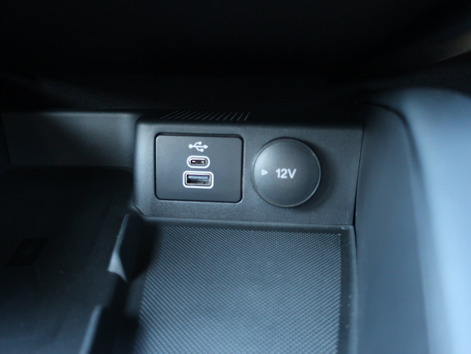 2026 Ford Kuga 2.5 Duratec 243PS PHEV ST-Line X Auto €45,995