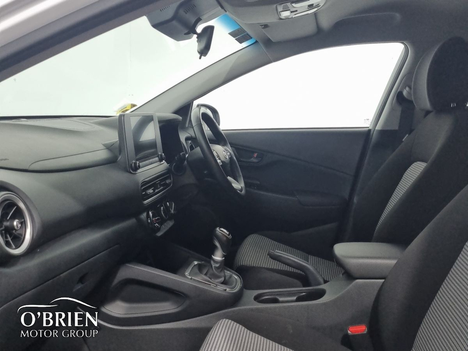 2021 Hyundai Kona - image 5