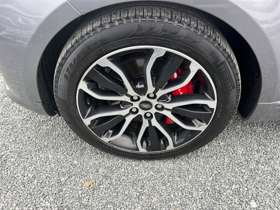 2022 Land Rover Range Rover - image 9