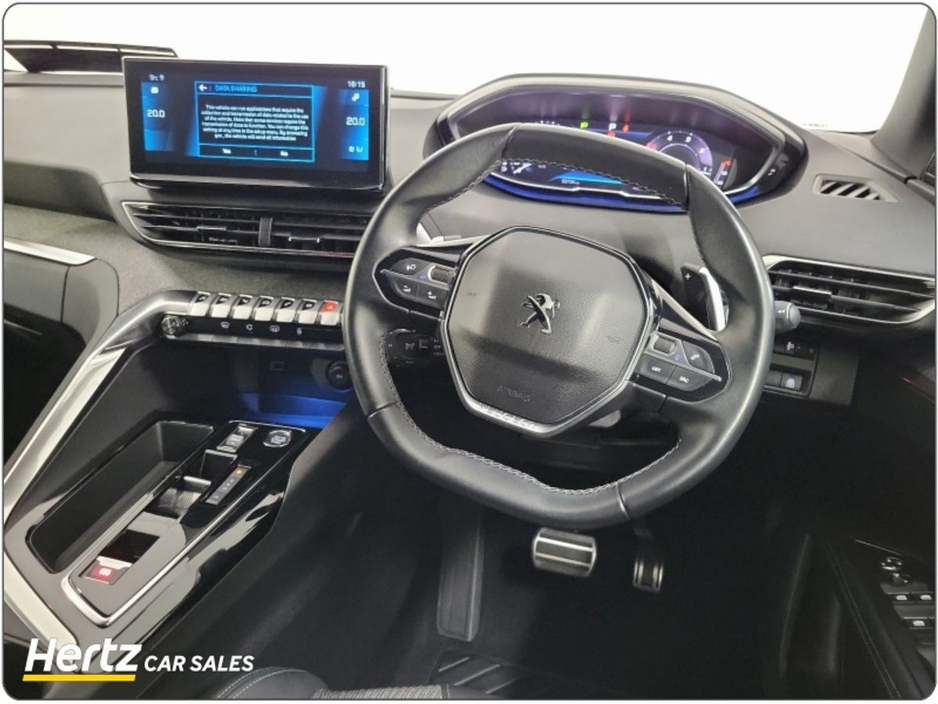 2023 Peugeot 3008 - image 12