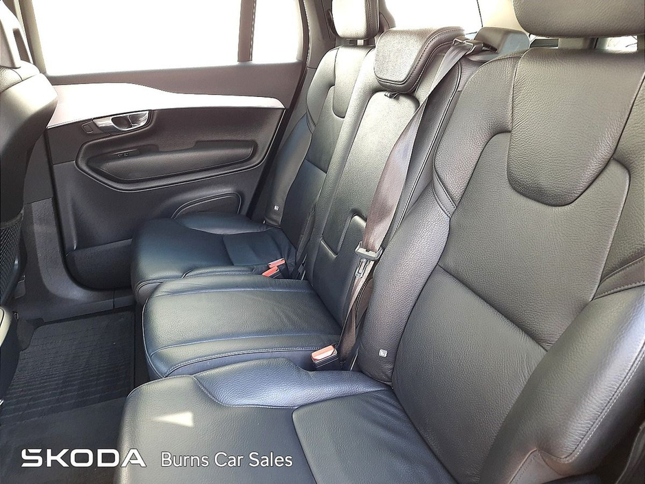 2016 Volvo XC90 D4 FWD Momentum GT 5DR Auto €28,900