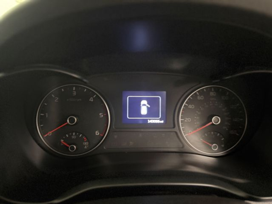 2017 Kia Optima - image 11