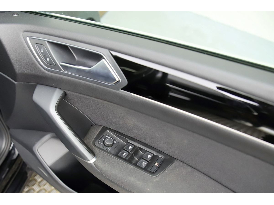 2017 Volkswagen Touran 1.4 TSI DSG COMFORTLINE *REVERSE CAM*CARPLAY*ANDROID AUTO*PARK SENSORS* €17,890