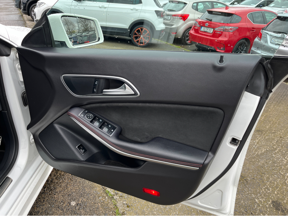 2019 Mercedes-Benz CLA Class - image 12