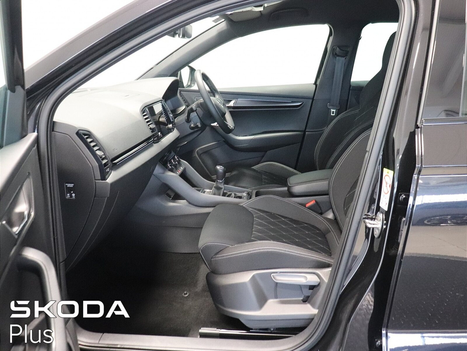 2024 Skoda Karoq - image 4