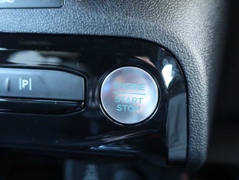 2026 Ford Kuga 2.5 Duratec 243PS PHEV ST-Line X Auto €45,995