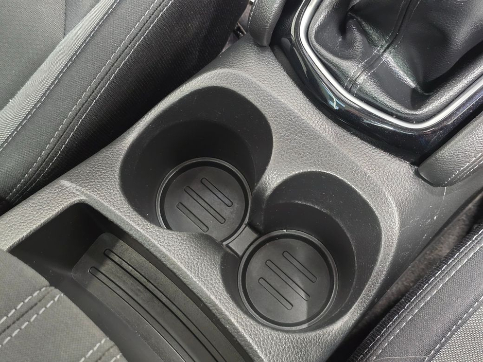 2017 Nissan Qashqai - image 33