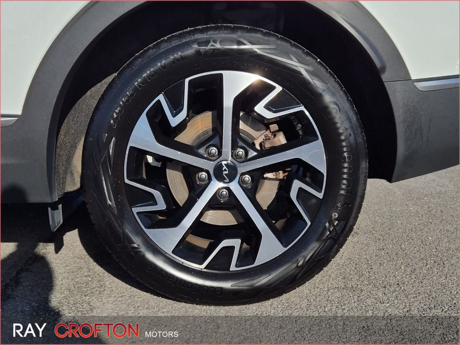 2023 Kia Sportage - image 8