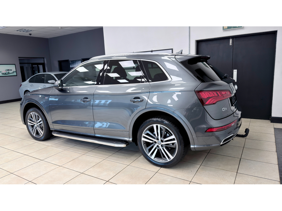 2018 Audi Q5 - image 4