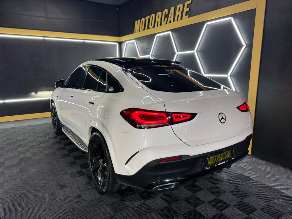 2021 Mercedes-Benz GLE Class - image 13