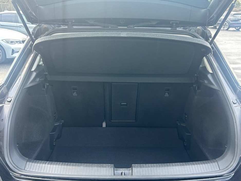 2019 Volkswagen T-Roc 1.0 TSI 115bhp Design €18,495