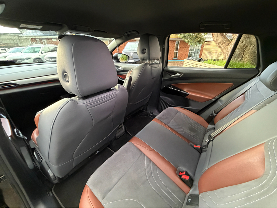 2021 Volkswagen ID.4 PRO 150 KW 1ST 5DR AUTO €18,900