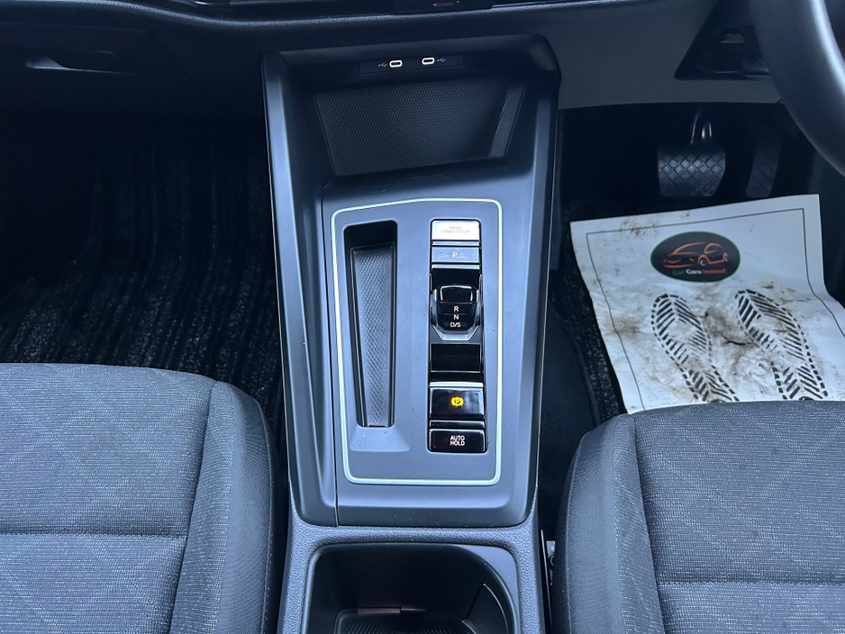 2024 Volkswagen Golf Volkswagen Golf Style DSG 2.0 TDI 2024 €30,950