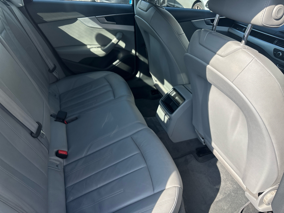 2017 Audi A4 - image 15
