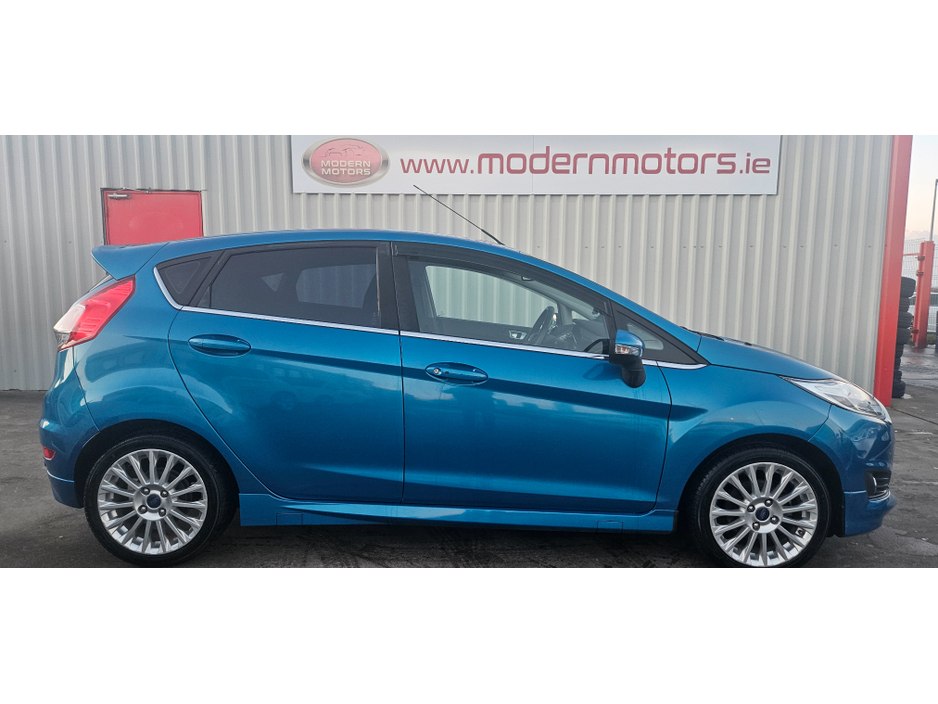 2014 Ford Fiesta auto 1.0 eco zetec s/titanium fully loaded low kms €8,750