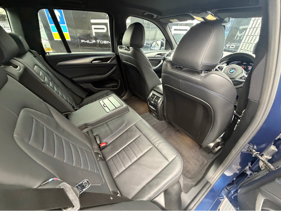 2021 BMW X3 - image 12