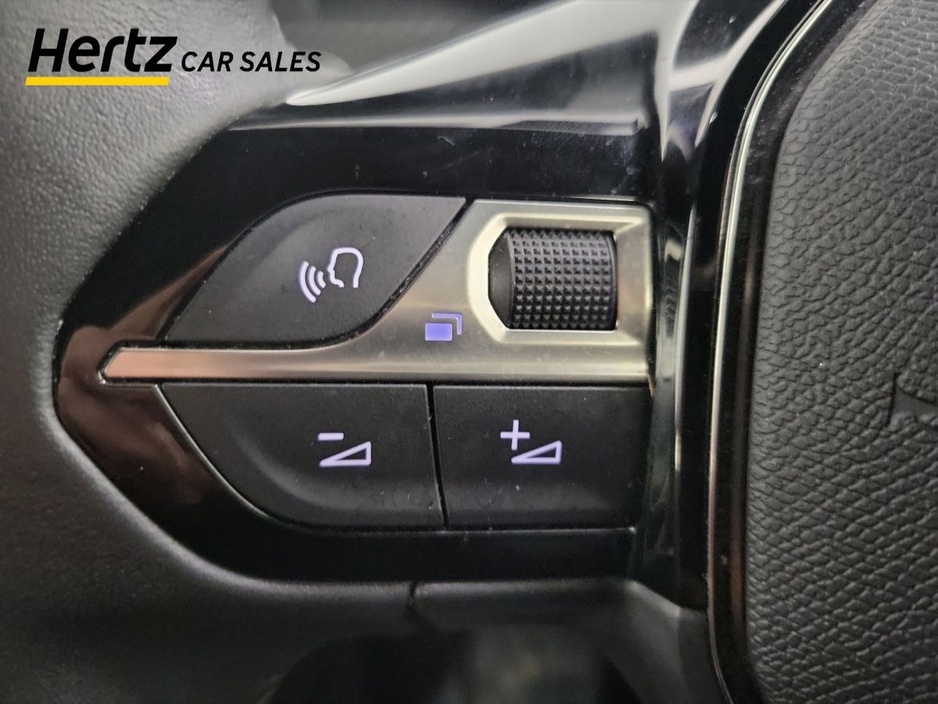 2023 Peugeot 2008 - image 24