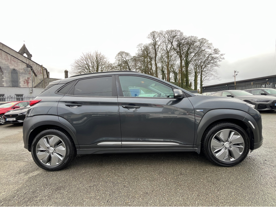 2020 Hyundai Kona - image 8