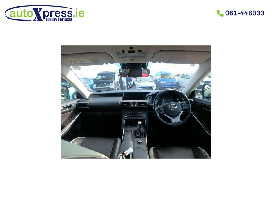 2019 Lexus IS 300 h Hybrid VERSION L, Reversing camera