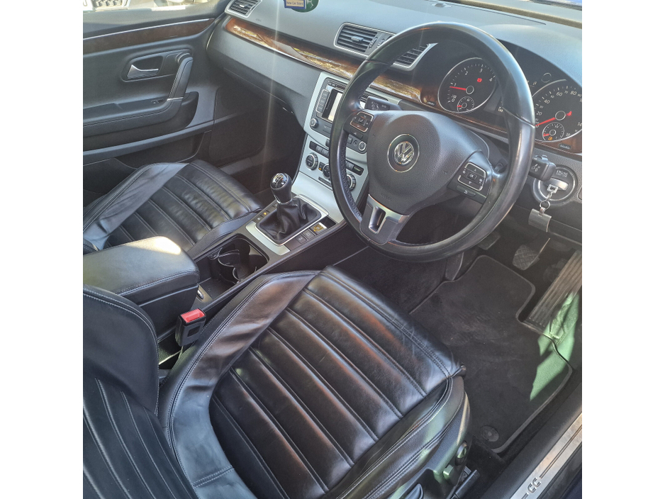 2015 Volkswagen CC - image 14