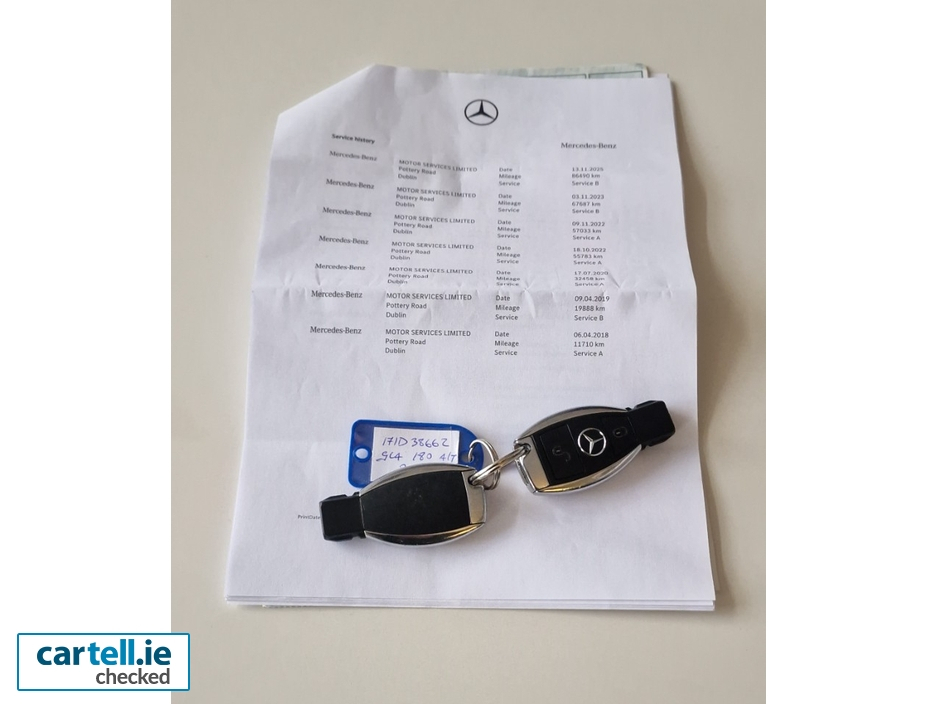 2017 Mercedes-Benz GLA Class - image 25