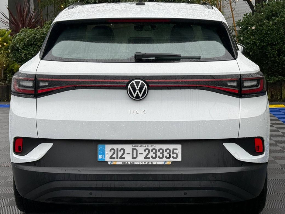 2021 Volkswagen ID.4 PRO LIFE 77KWH // 19" DIAMOND CUT ALLOYS // APPLE CARPLAY/ANDROID AUTO // PARKING SENSORS €21,900