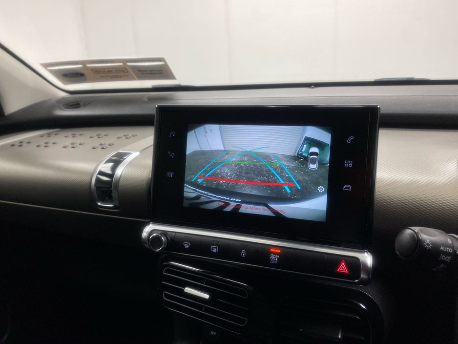 2020 Citroen C4 Cactus - image 21