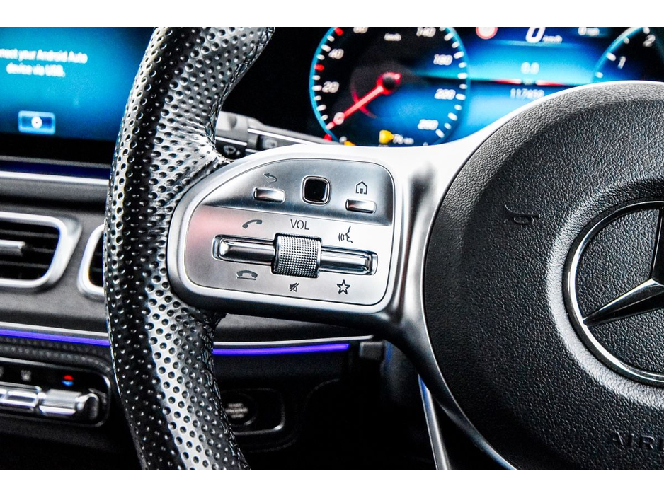 2021 Mercedes-Benz GLE Class - image 25