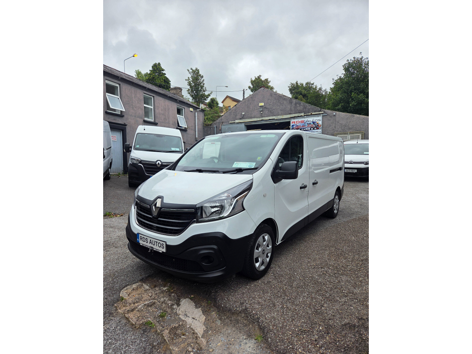 2021 Renault Trafic LL30 ENERGY DCI 120 BUSINESS P €13,500