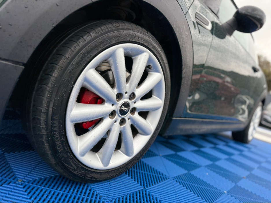 2018 MINI Cooper 1.5 PETROL - MANUAL - 12M WARRANTY - CAR:  1668 €12,950