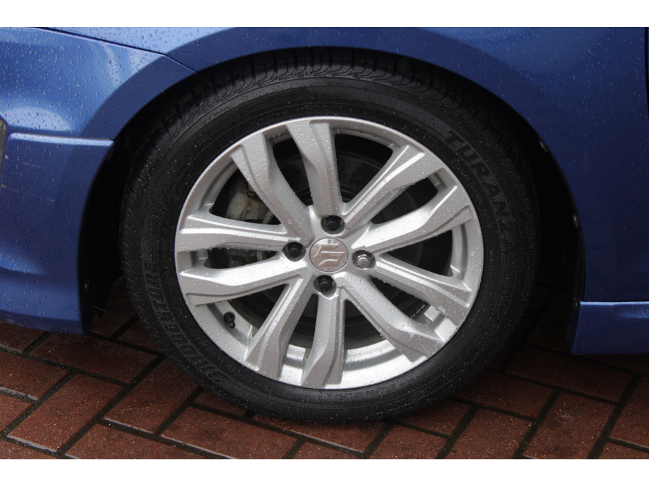 2015 Suzuki Swift - image 21