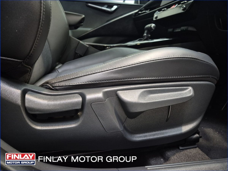 2023 Kia Niro - image 21