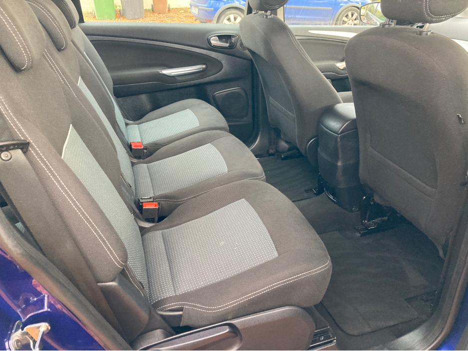 2014 Ford S-Max - image 18