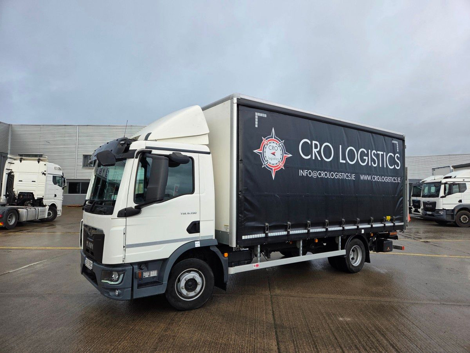 2025 MAN TGL 8.190 Curtain Side