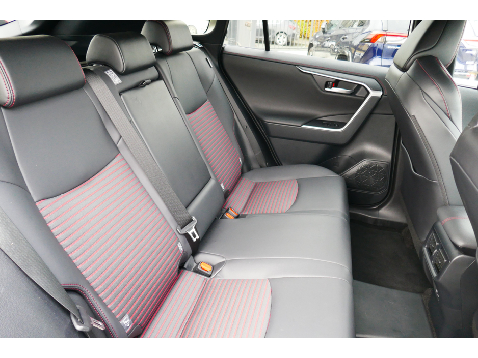 2023 Toyota Rav4 ACROSS 2.5 E FOUR 302PS PHEV €38,000